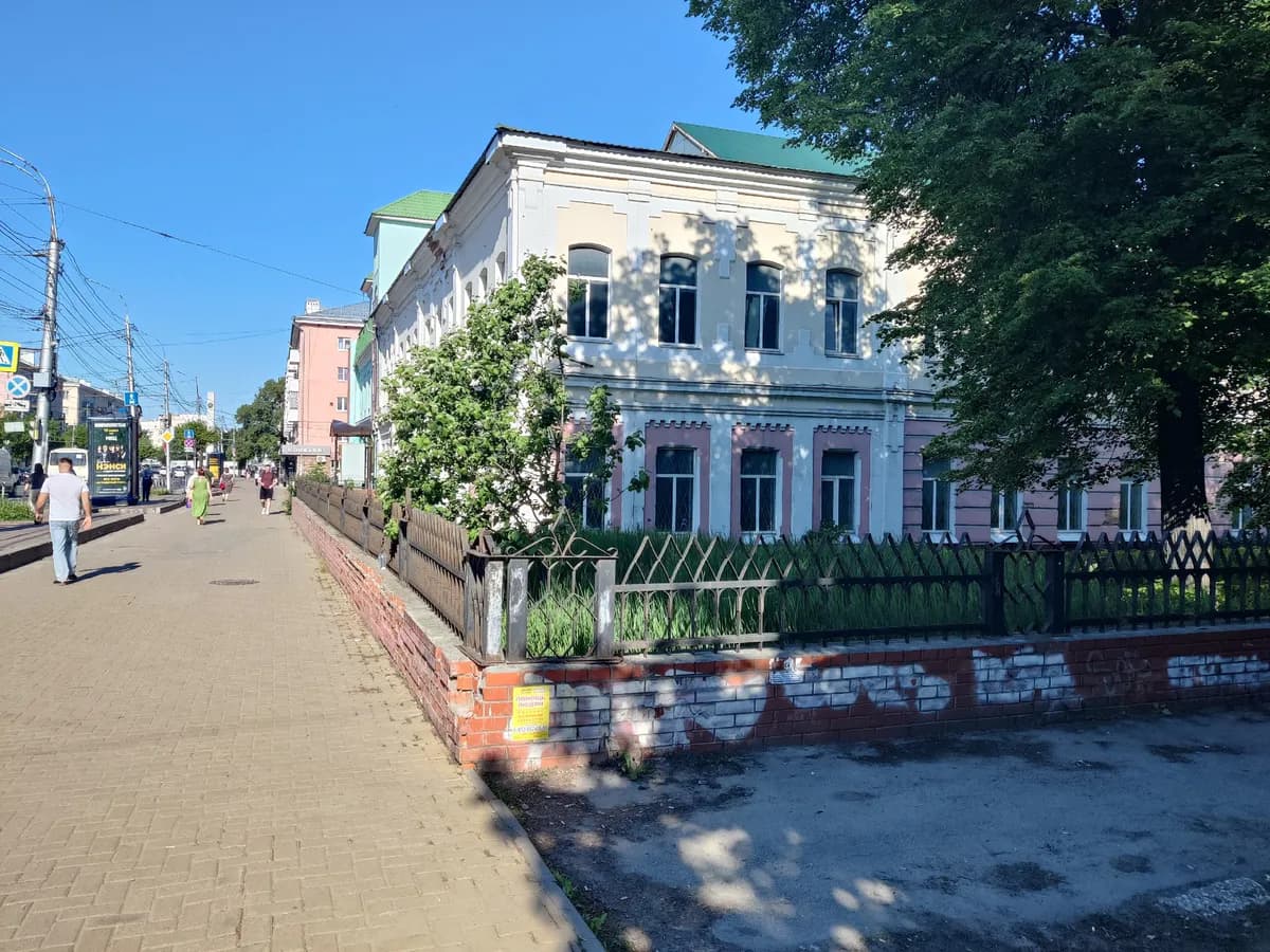 Рязанцы в панике из-за буксующего ремонта школы №19/25